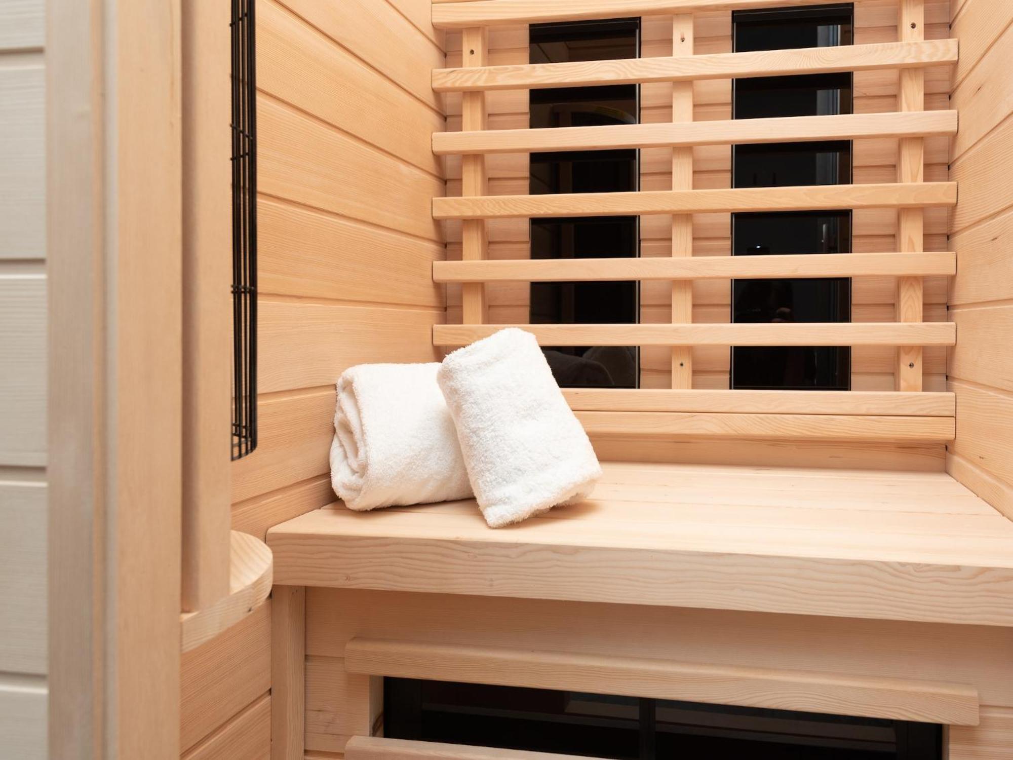 Luxury Apartment In Renesse With Infrared Sauna Exterior photo